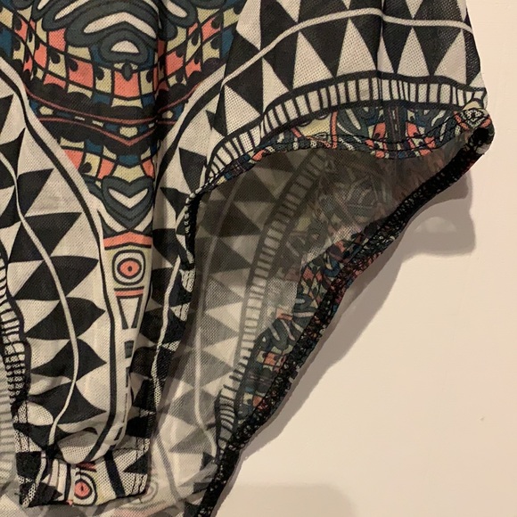 Tribal print shear body suit - Picture 6 of 9